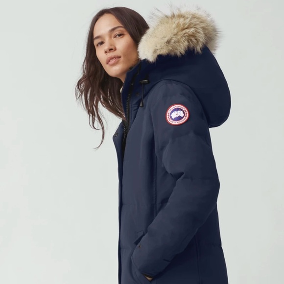 Canada Goose Jackets & Blazers - Canada Goose • Shelburne Parka Heritage Jacket/Coat • Atlantic Navy